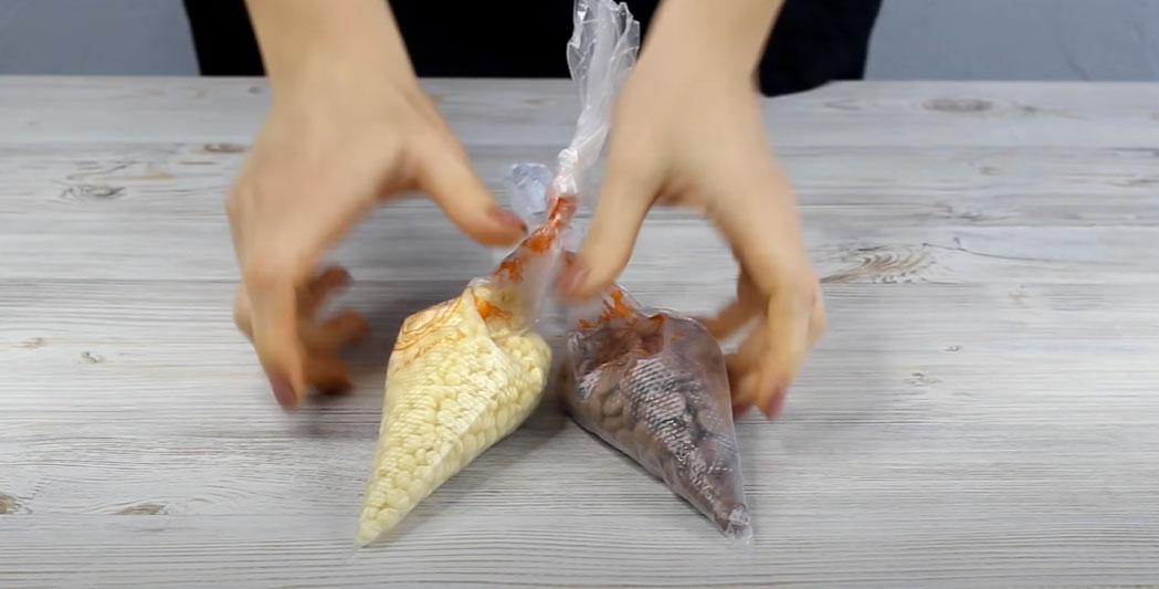 Recepta de cobertura de pastís de vellut: pas 1