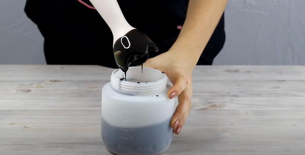 Recepta de cobertura de pastís de vellut: pas 2