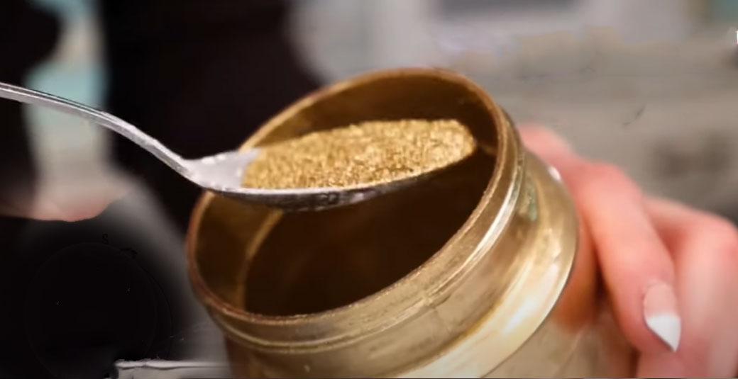 Recepta de cobertura de pastís daurat - Pas 2