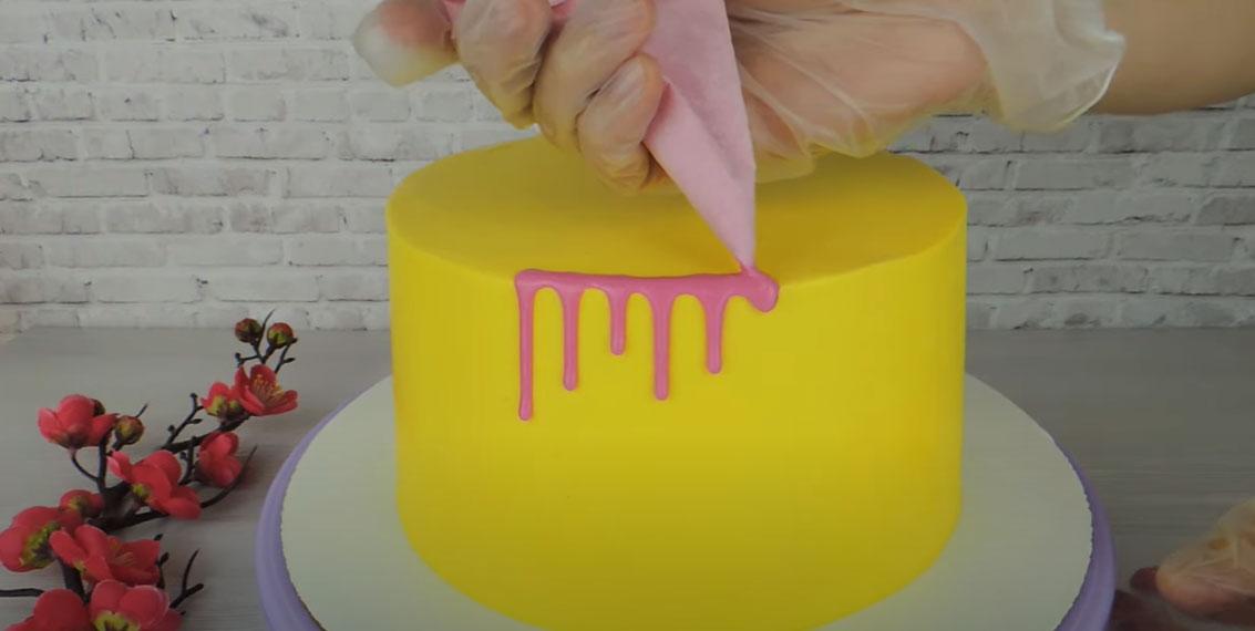 Ganache de colors amb xocolata blanca i mantega - Pas 8