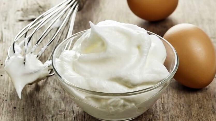 Com muntar nata amb clares d'ou