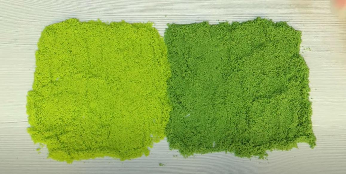 Engrunes de pa de pessic per decorar un pastís de bosc