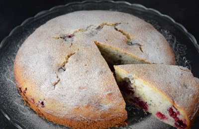 فطيرة التوت المجمدة المخبوزة في الفرن: وصفة خطوة بخطوة