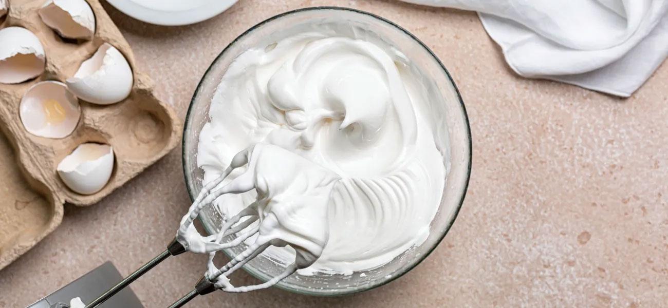 Clares d'ou batudes amb sucre