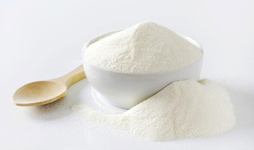 Com substituir la llet normal per nata en pols