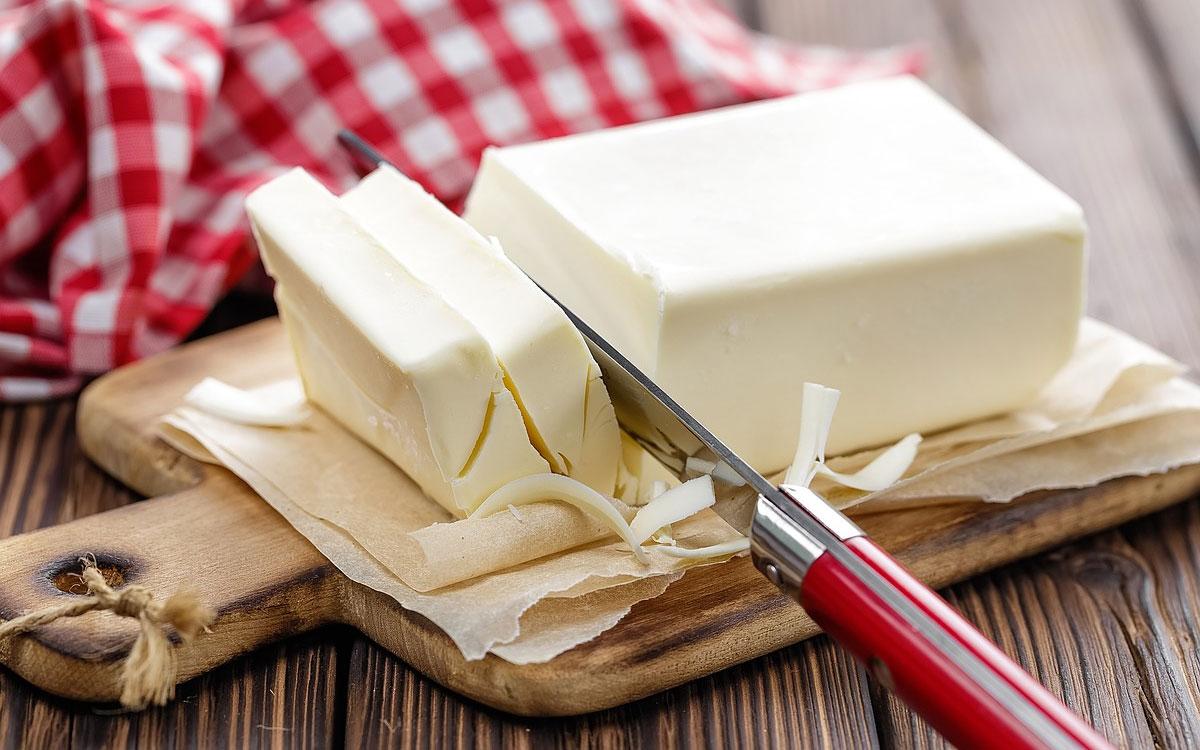 El bicarbonat de sodi substituirà el greix en una recepta de massa?