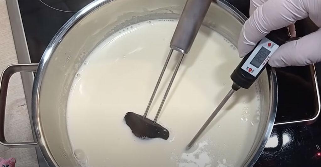 وصفة خطوة بخطوة لتحضير جبنة الماسكاربوني المنزلية - الخطوة 2