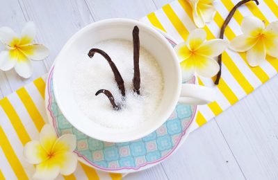 ما الذي يمكنني استخدامه بدلاً من سكر الفانيليا؟