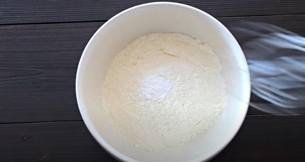 Recepta pas a pas de farina amb llevat - Pas 1