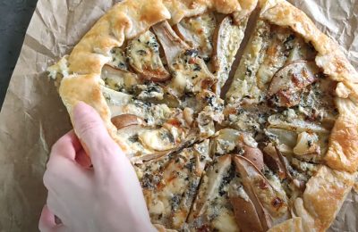 فطيرة الكمثرى: وصفة كلاسيكية خطوة بخطوة