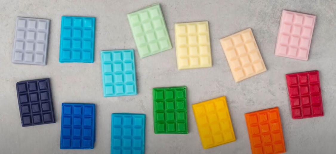 طرق تلوين الشوكولاتة واختيار الصبغة