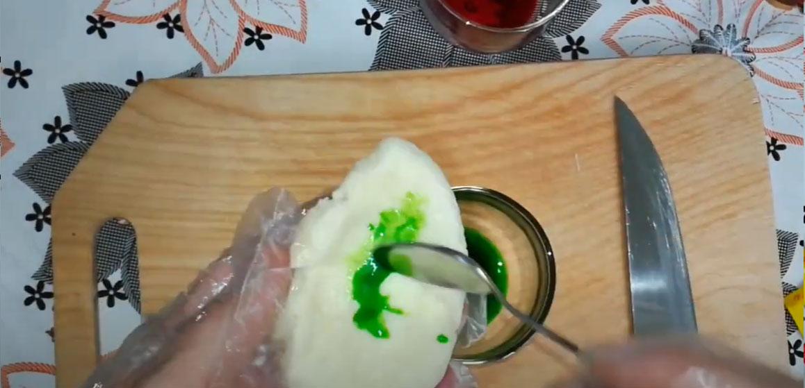 تلوين المصطكى بالصبغة الجافة - الخطوة 2