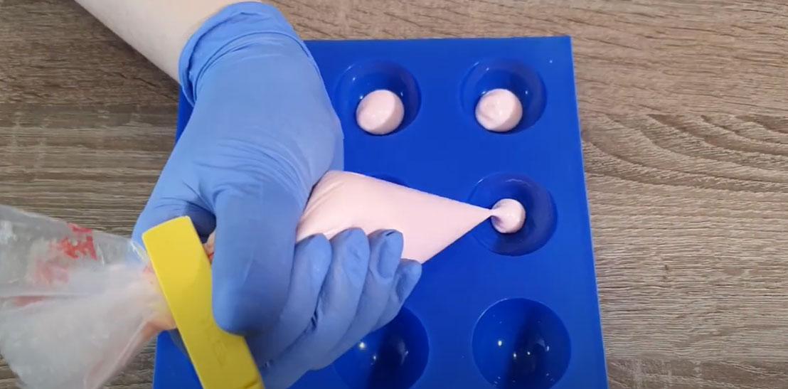 Recepta pas a pas per a boles de pastís de xocolata - Pas 1