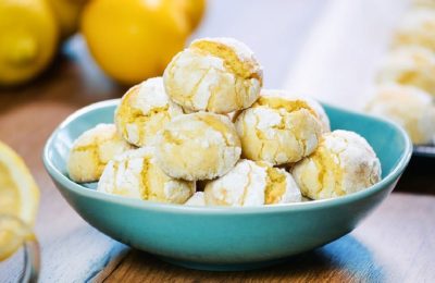 كعكات الليمون: وصفة خطوة بخطوة لتحضيرها في المنزل
