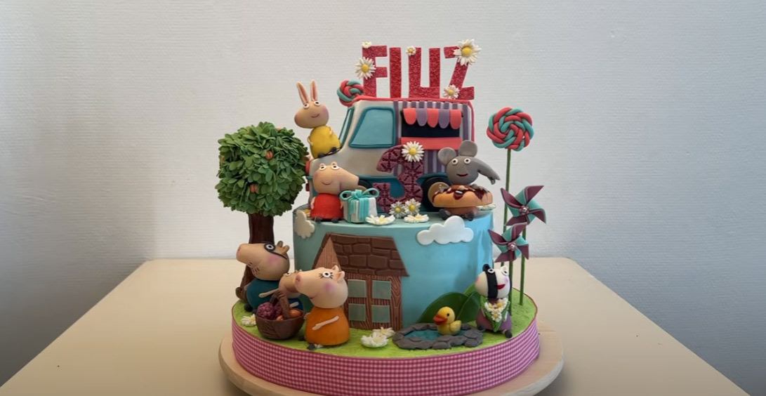 Decoració de pastissos amb fondant de marshmallows