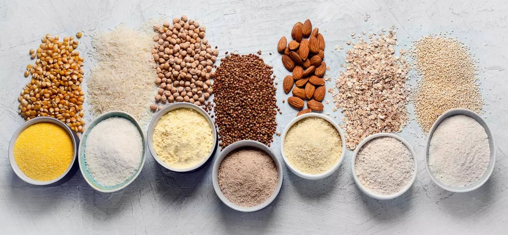 Com substituir la farina d'ametlles en una recepta de forn o galetes