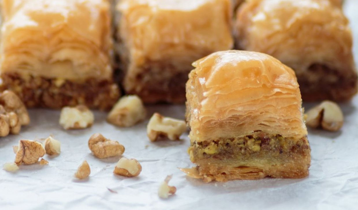 Баклава од фило теста са медом