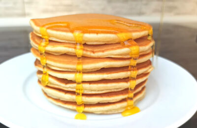 Pfannkuchen mit Sauermilch: Ein einfaches und köstliches Schritt-für-Schritt-Rezept